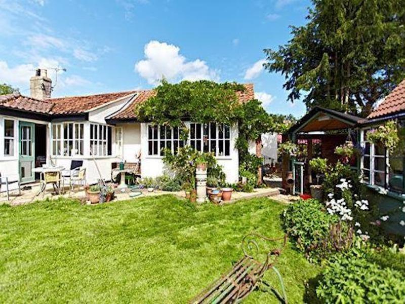เวย์ ไซด์ Bed & Breakfast Salhouse ภายนอก รูปภาพ