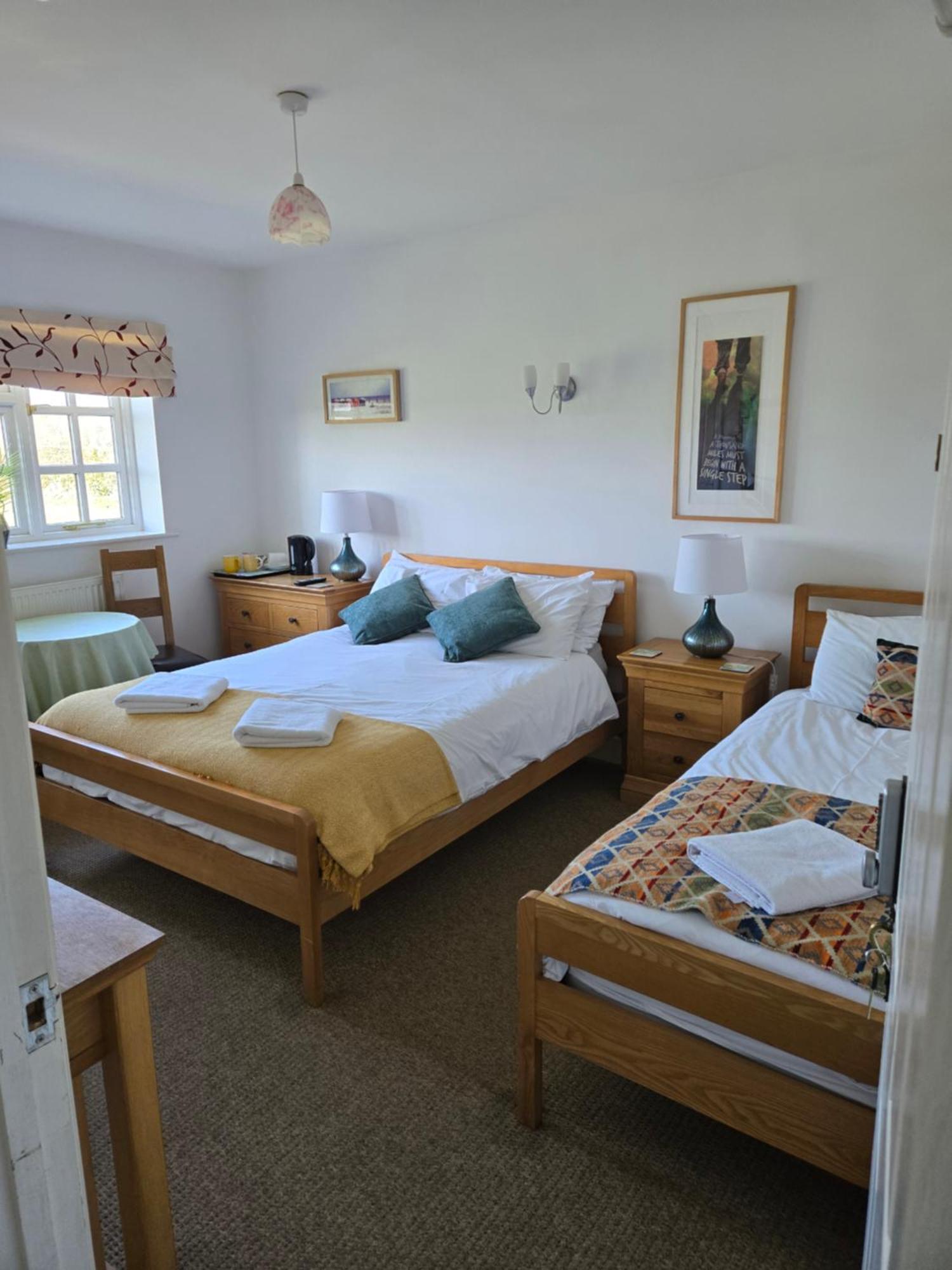 เวย์ ไซด์ Bed & Breakfast Salhouse ภายนอก รูปภาพ